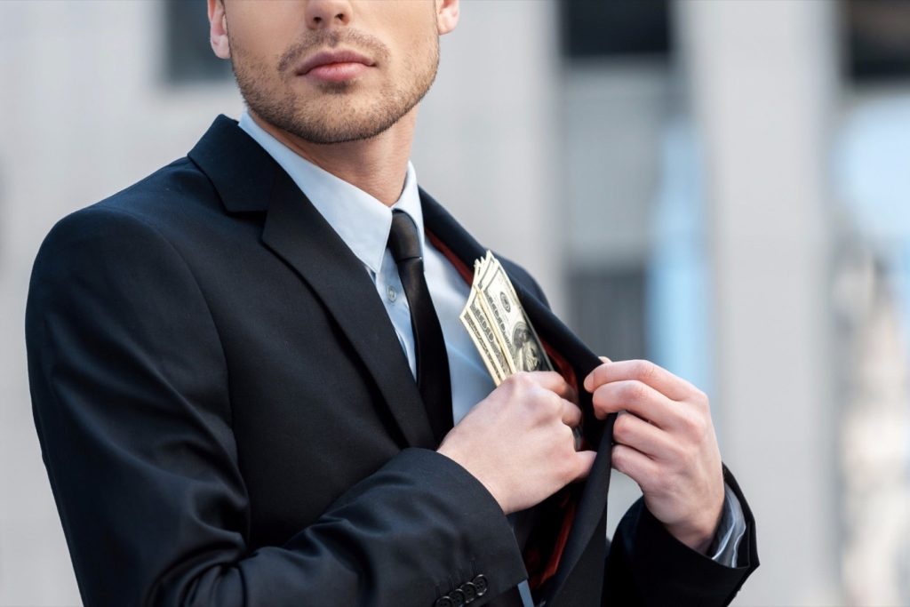 Qualified Investor vs Accredited Investor